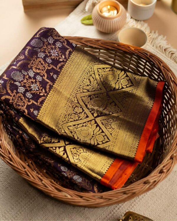 Incomparable Wine Soft Banarasi Silk Saree With Luxuriant Blouse Piece - Image 3