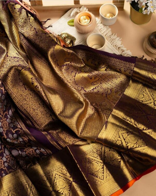 Incomparable Wine Soft Banarasi Silk Saree With Luxuriant Blouse Piece - Image 4
