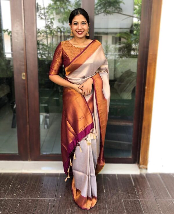 Beauteous Beige Soft Silk Saree with wonderful Blouse Piece - Image 3